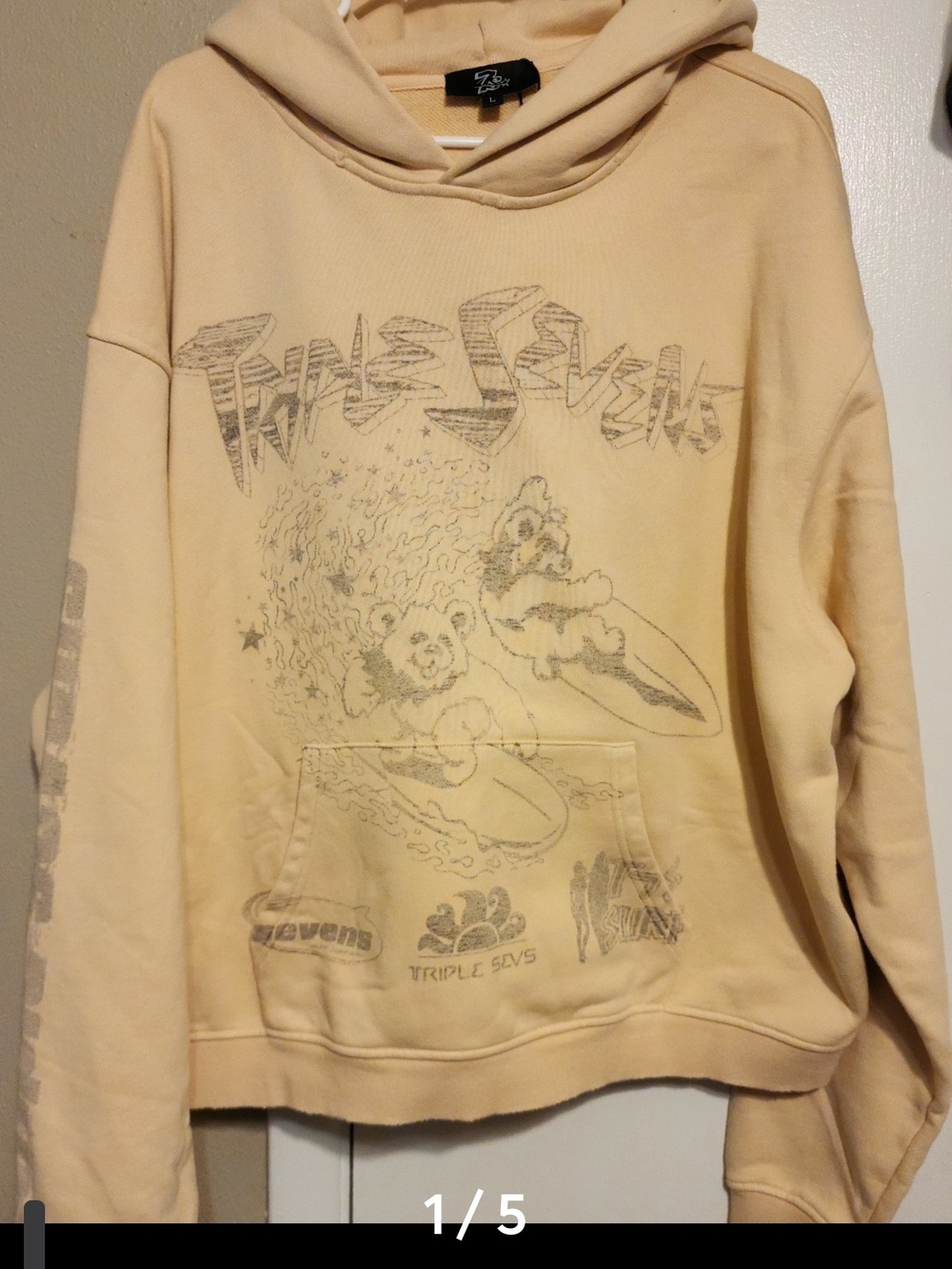 TRIPLE SEVENS HOODIE SZ LARGE NWT
